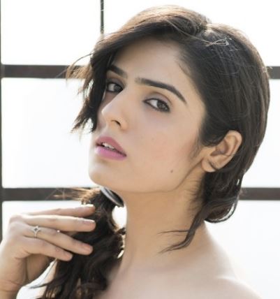 Sidhika Sharma Indian actress Wiki ,Bio, Profile, Unknown Facts and Family Details revealed