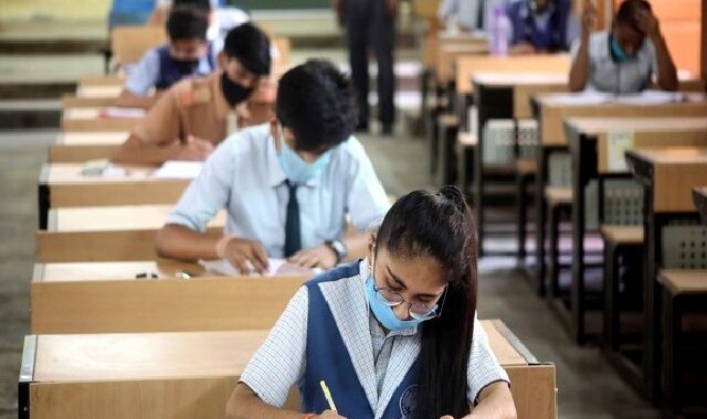 DDMA does away with 50% attendance cap but Delhi schools, colleges still directed towards caution