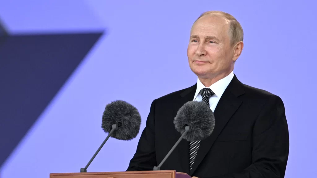 Putin says Russia ready to offer its most advanced weapons to country's allies