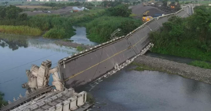 Taiwan earthquake: Shocking video shows 600-metre bridge collapsed